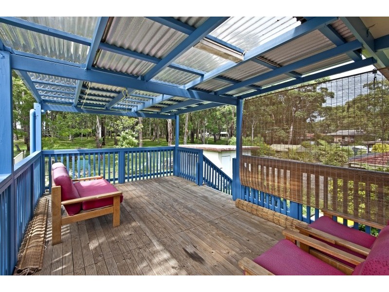 42 Wyoming Avenue, Burrill Lake NSW 2539