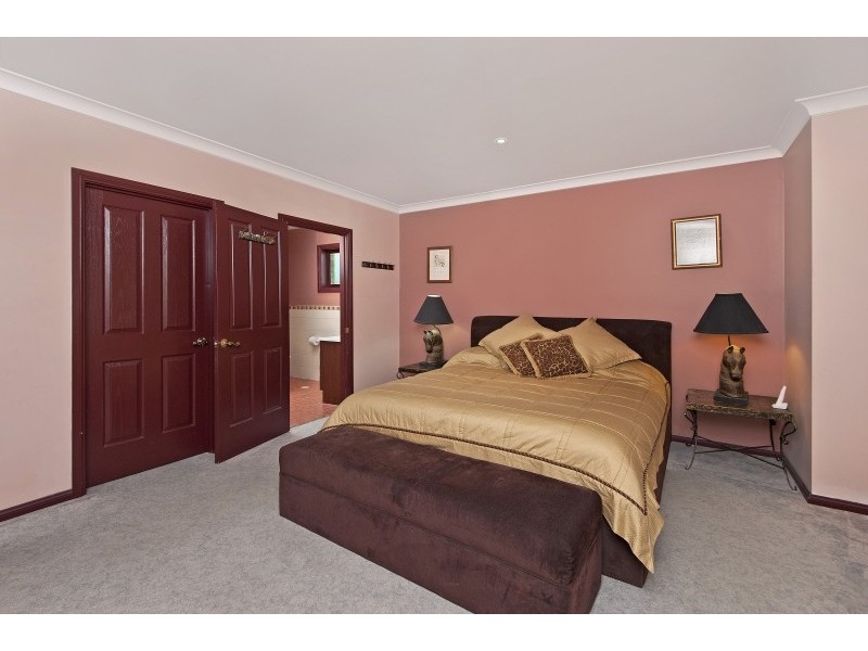 24 Seaspray, Narrawallee NSW 2539