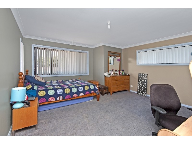 24 Seaspray, Narrawallee NSW 2539