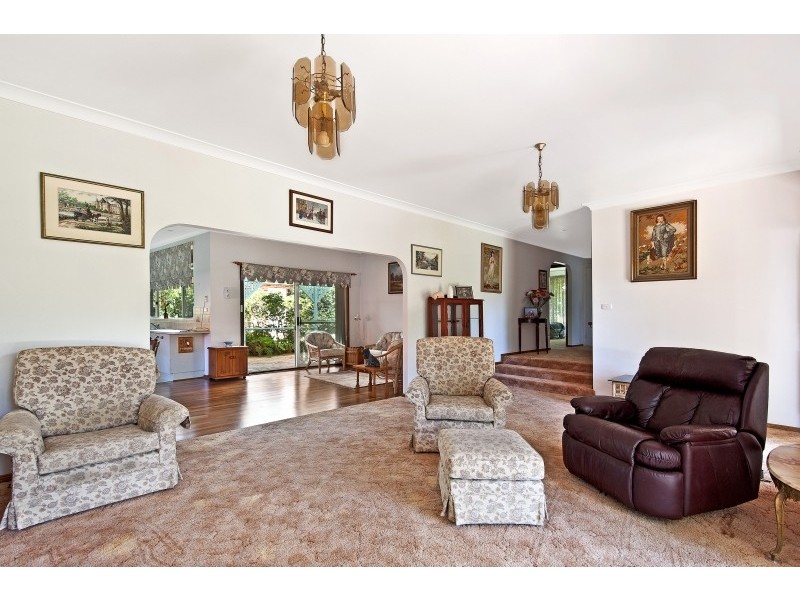 10 Edwin Avenue, Lake Conjola NSW 2539