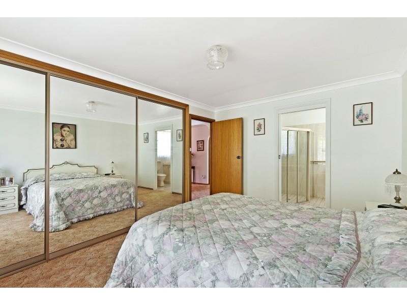 10 Edwin Avenue, Lake Conjola NSW 2539