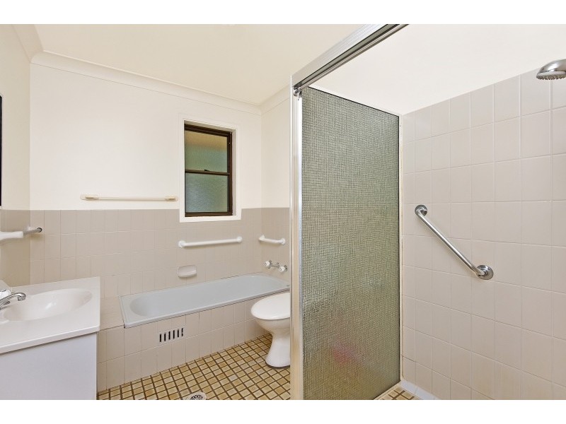 1/18 Augusta Place, Mollymook NSW 2539