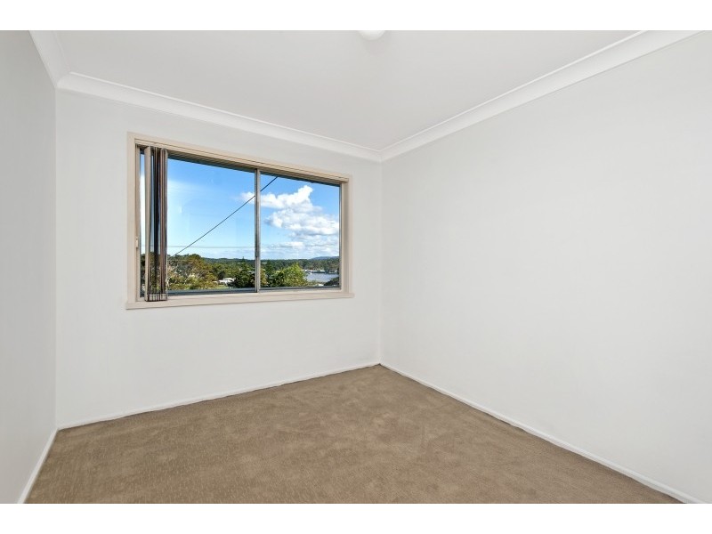 35 Canberra Cres, Burrill Lake NSW 2539