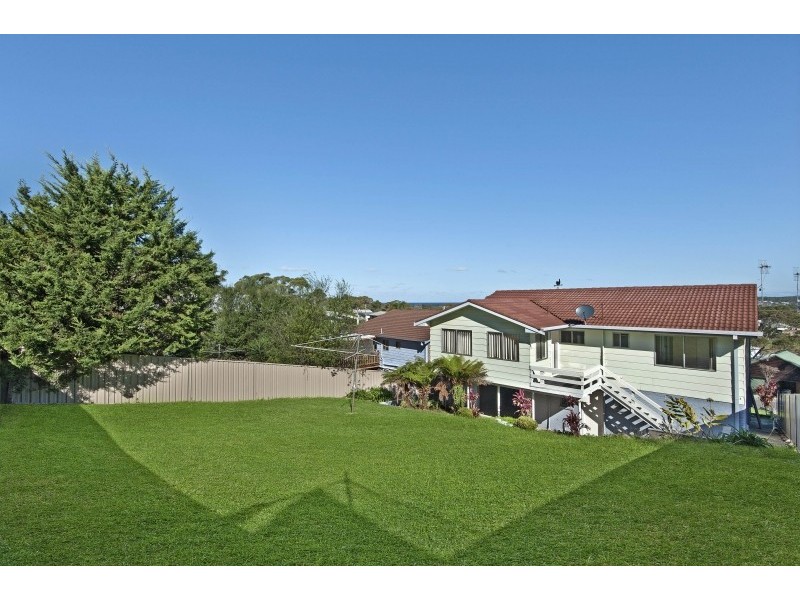 35 Canberra Cres, Burrill Lake NSW 2539