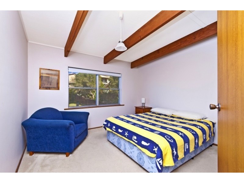 9 Clissold Street, Mollymook NSW 2539