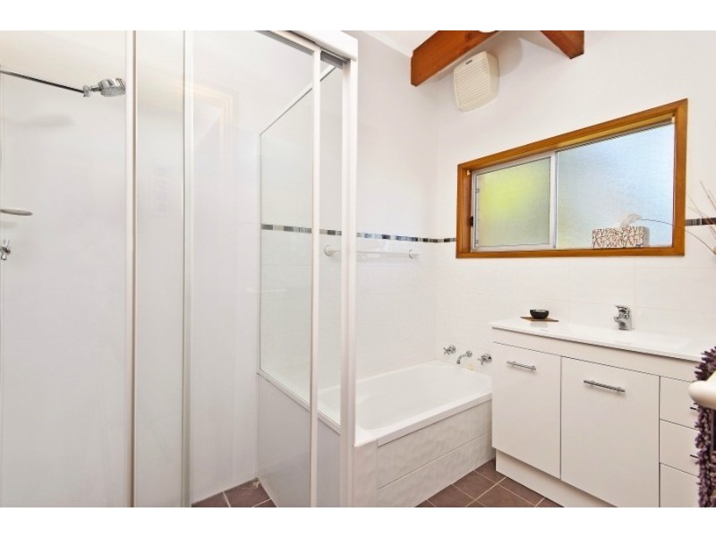 9 Clissold Street, Mollymook NSW 2539