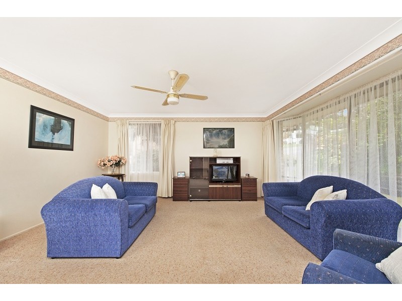 2/18 Augusta Place, Mollymook NSW 2539