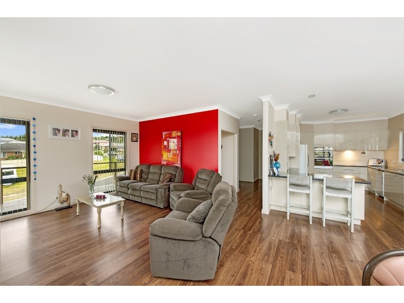 6 Price Parkway, Milton NSW 2538