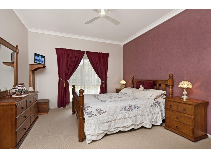 10 Brook Hollow Cl, Milton NSW 2538
