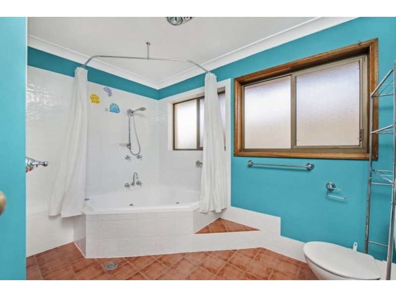 13 Nelson Drive, Ulladulla NSW 2539