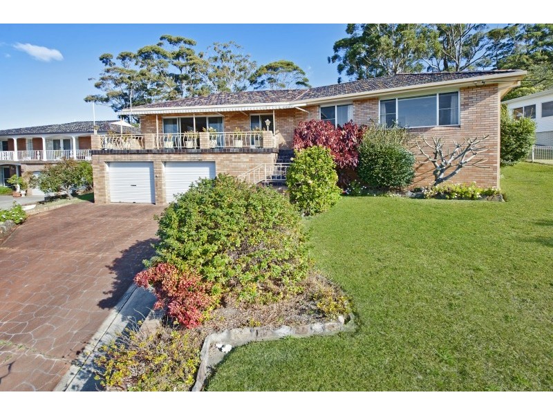 14 Seaview Street, Mollymook NSW 2539