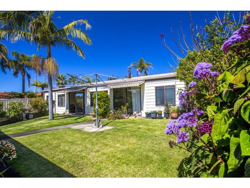41 Leigh Crescent, Ulladulla NSW 2539
