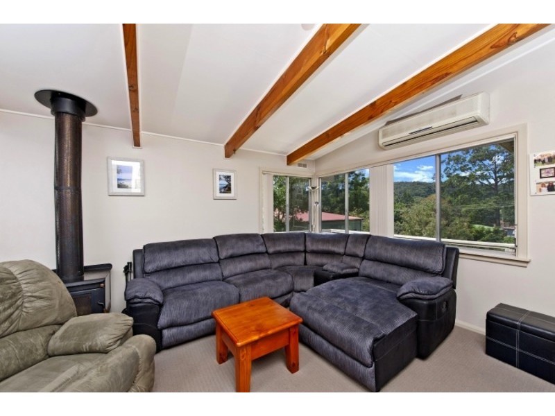 3 Acacia Street, Fishermans Paradise NSW 2539