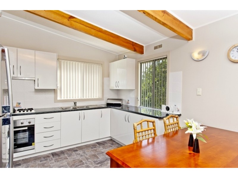 3 Acacia Street, Fishermans Paradise NSW 2539