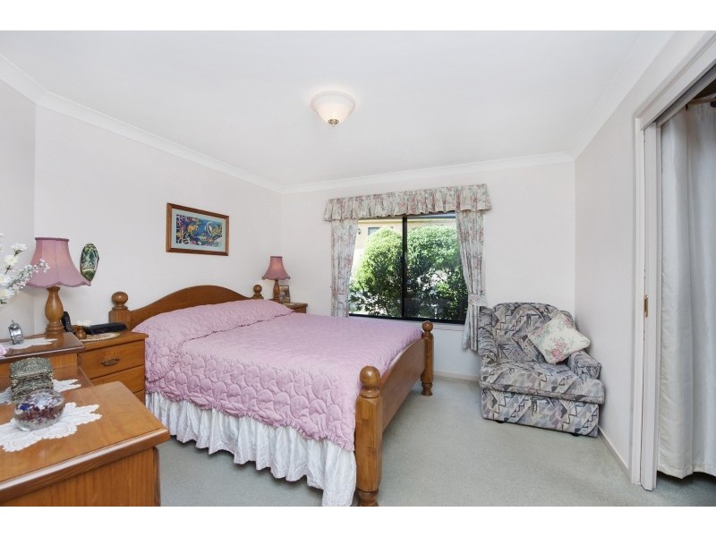12 Callemondah Close, Narrawallee NSW 2539
