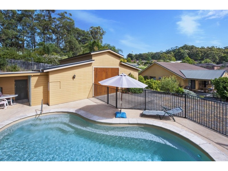 12 Callemondah Close, Narrawallee NSW 2539
