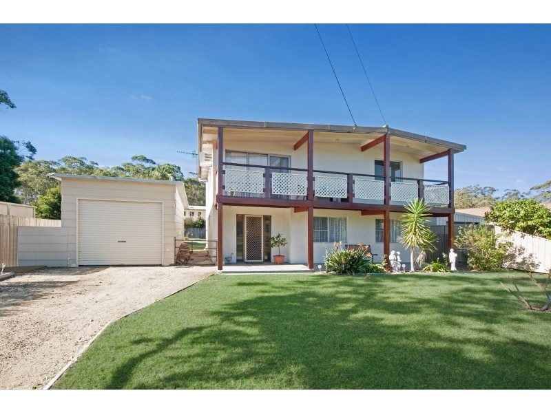 9 Venus Avenue, Lake Tabourie NSW 2539