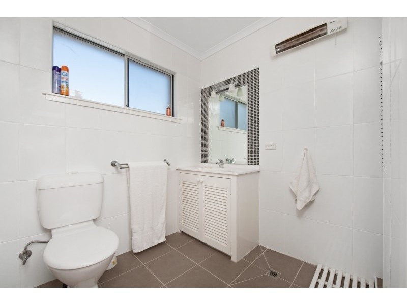 9 Venus Avenue, Lake Tabourie NSW 2539