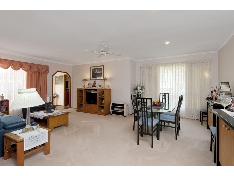 19 Sagittarius Way, Narrawallee NSW 2539