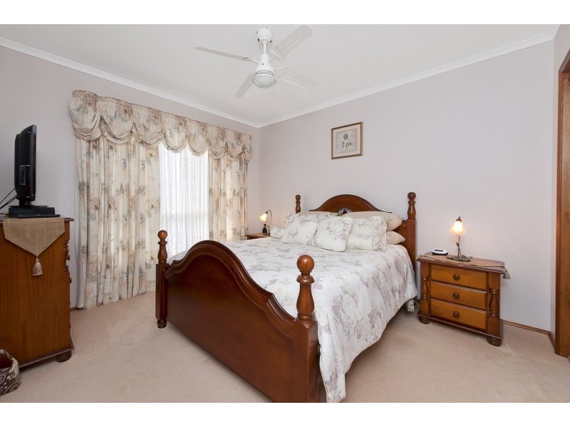 19 Sagittarius Way, Narrawallee NSW 2539