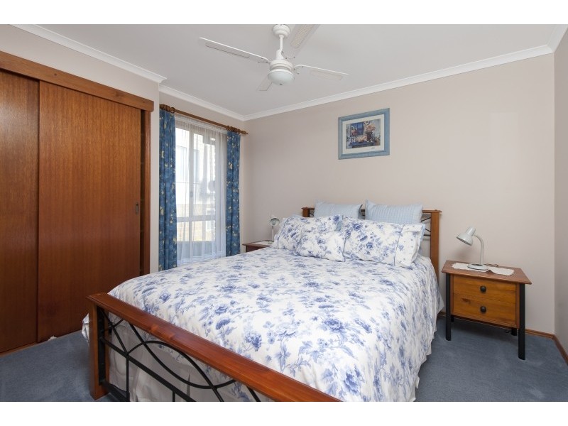 19 Sagittarius Way, Narrawallee NSW 2539