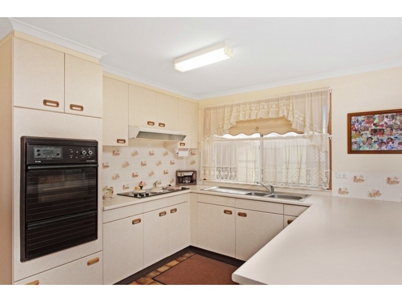 9 Ireland Street, Burrill Lake NSW 2539