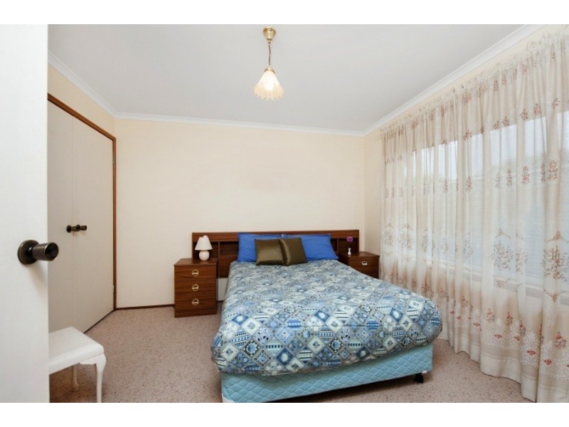 9 Ireland Street, Burrill Lake NSW 2539