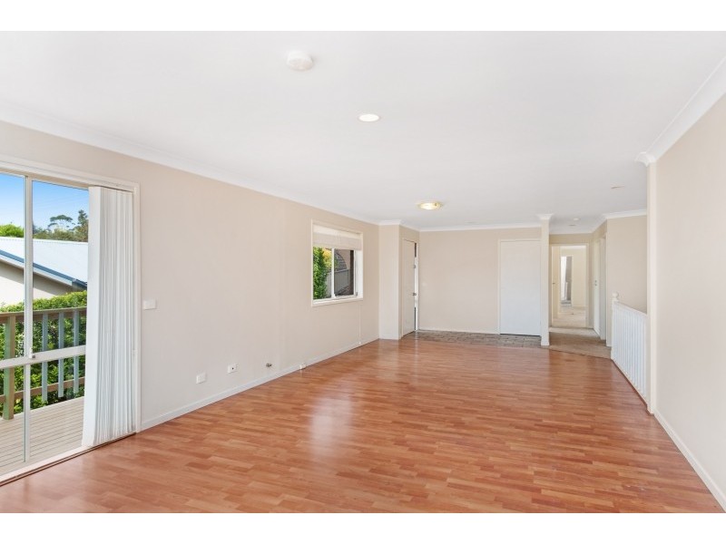 28 Treetops Crescent, Mollymook NSW 2539