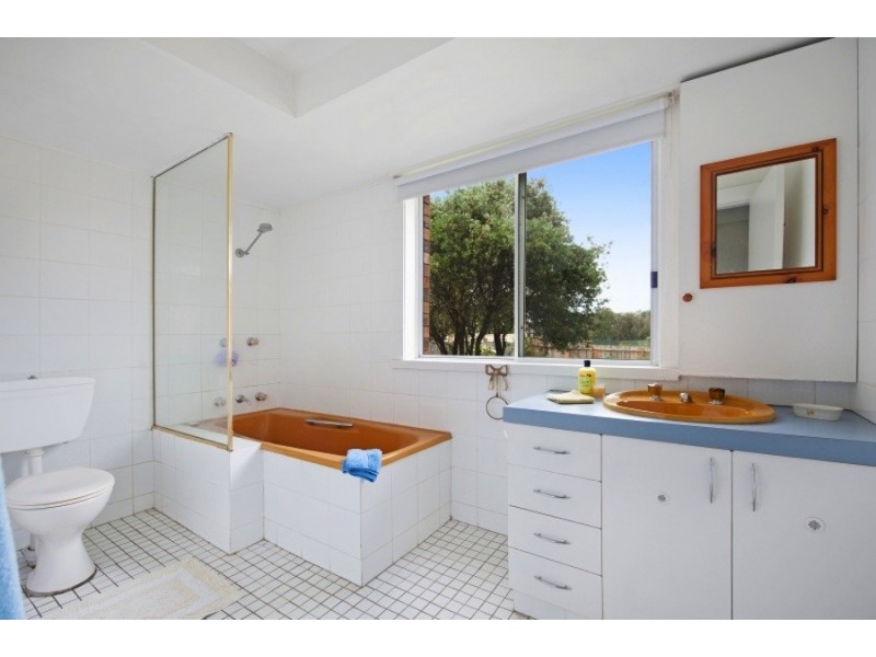 13 Manyana Drive, Manyana NSW 2539