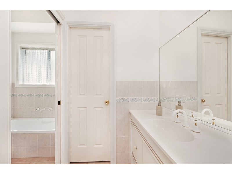 4 Dickson Close, Ulladulla NSW 2539
