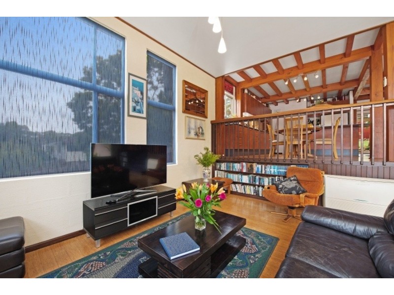 13 Blake Place, Narrawallee NSW 2539