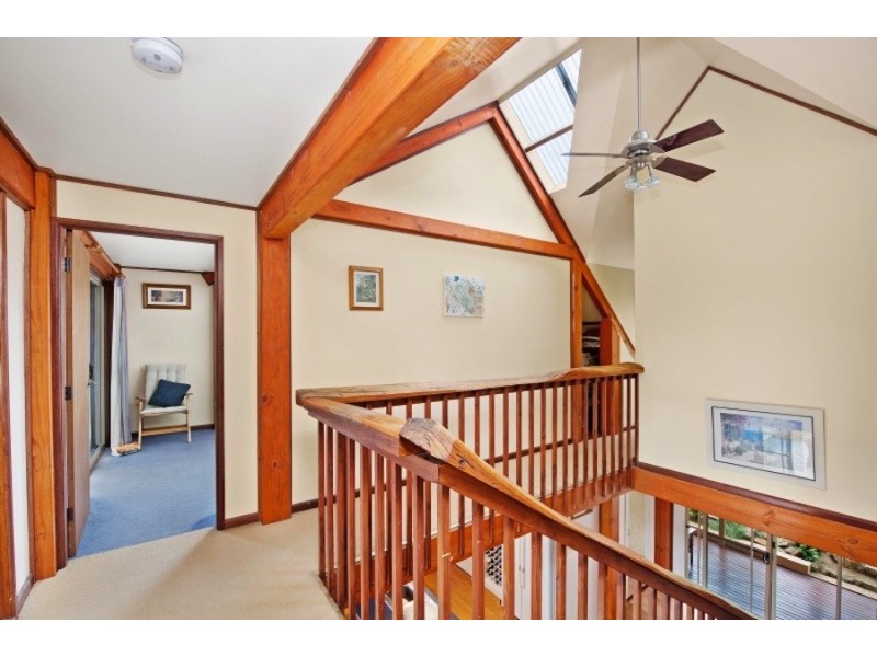 13 Blake Place, Narrawallee NSW 2539