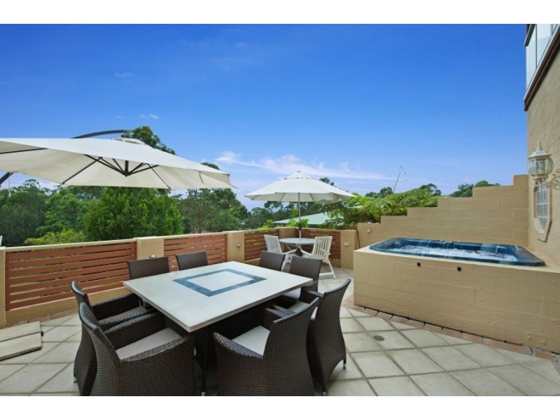 13 Blake Place, Narrawallee NSW 2539