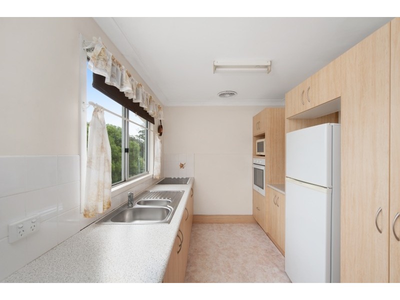 6 Pengana Crescent, Mollymook NSW 2539