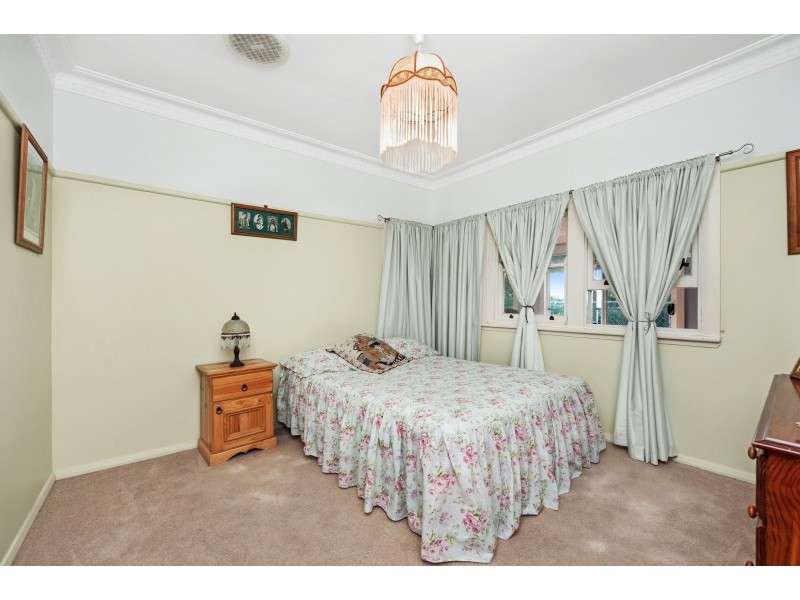 6 Princes Highway, Mollymook NSW 2539