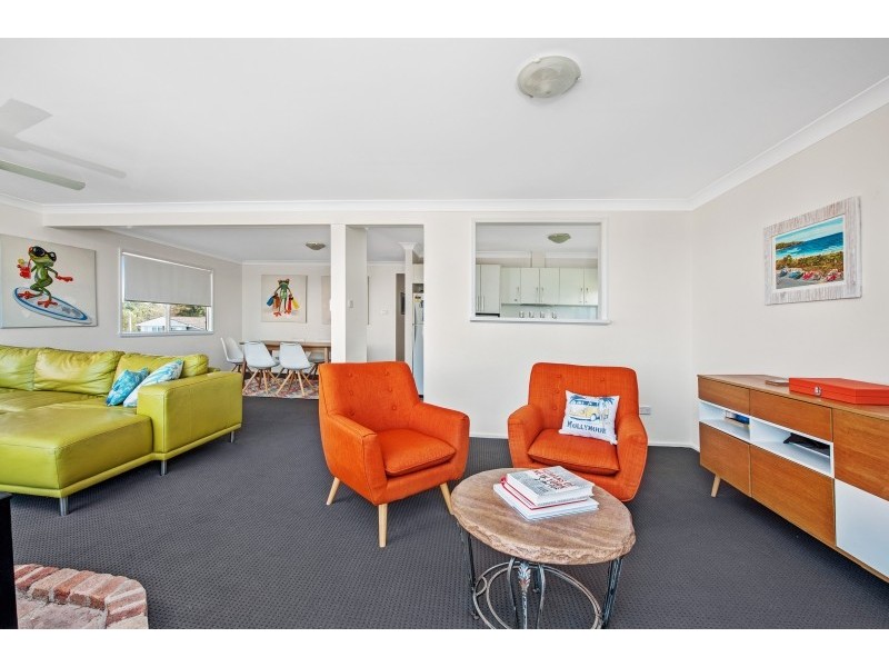 52 Donlan Road, Mollymook NSW 2539