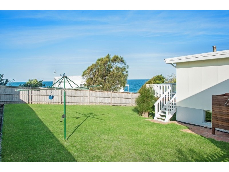 52 Donlan Road, Mollymook NSW 2539