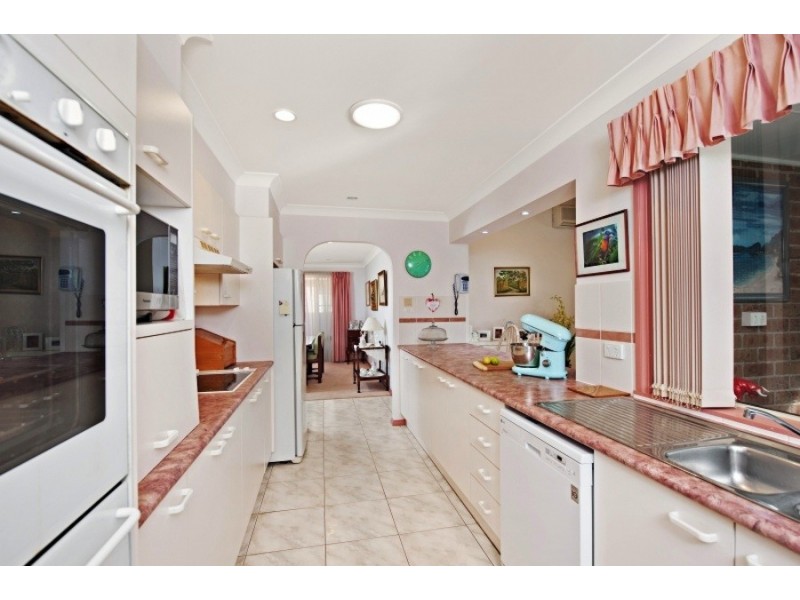 7 Miles Close, Mollymook NSW 2539