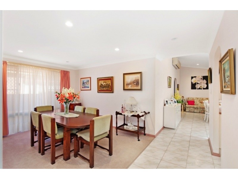 7 Miles Close, Mollymook NSW 2539