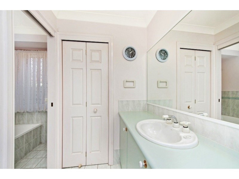 7 Miles Close, Mollymook NSW 2539