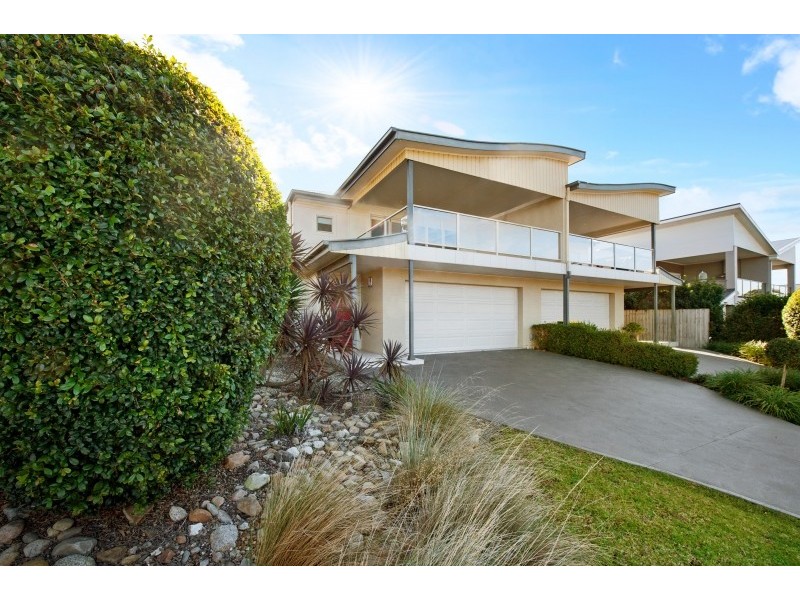 2/24 Wuru Drive, Burrill Lake NSW 2539