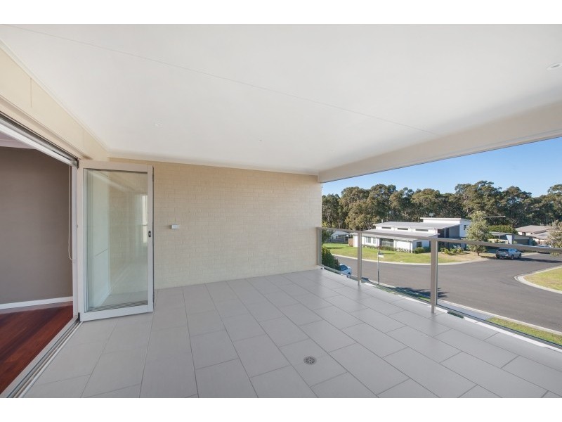 2/24 Wuru Drive, Burrill Lake NSW 2539