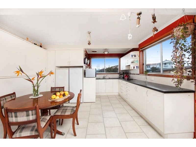 82 South Pacific Crescent, Ulladulla NSW 2539