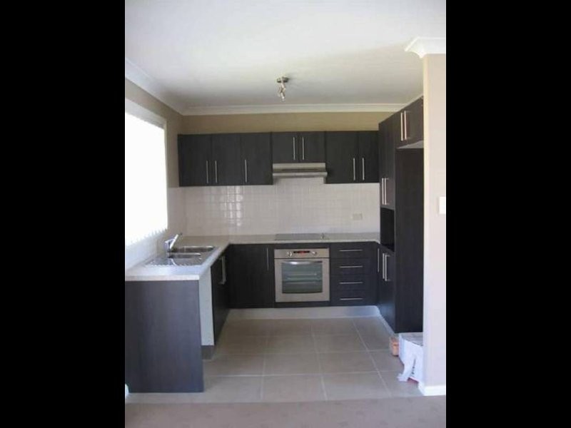 4/10 Wuru Drive, Burrill Lake NSW 2539