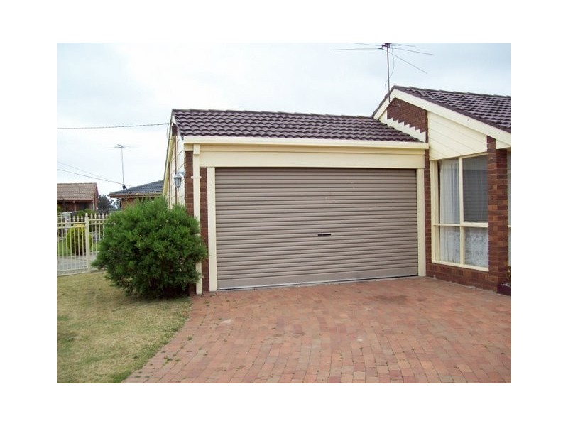 4 Gianni Court, Keysborough VIC 3173