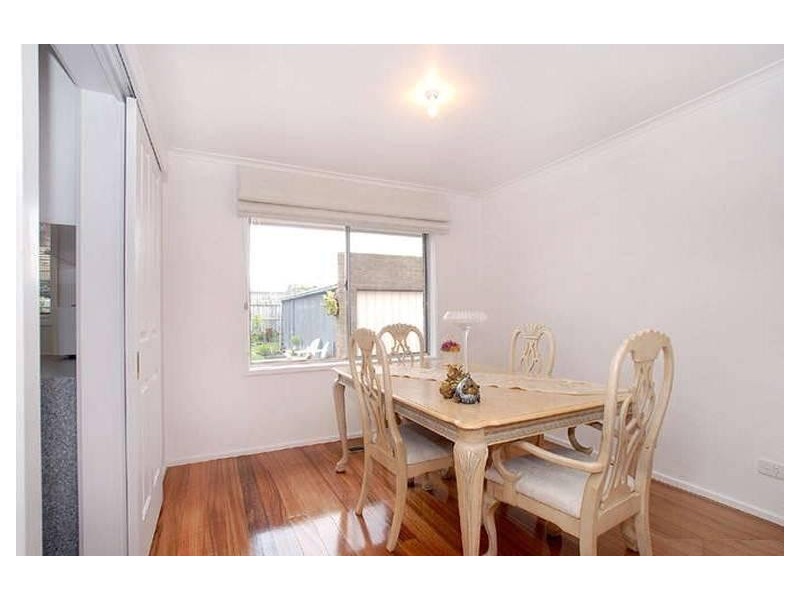 18 Birrong Ave, Noble Park VIC 3174