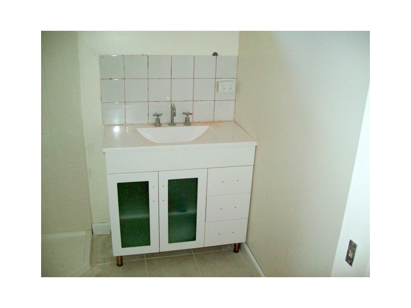 1/29 Baldwin Ave, Noble Park VIC 3174