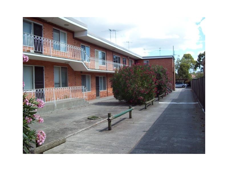 15/30 Kelvinside Rd, Noble Park VIC 3174