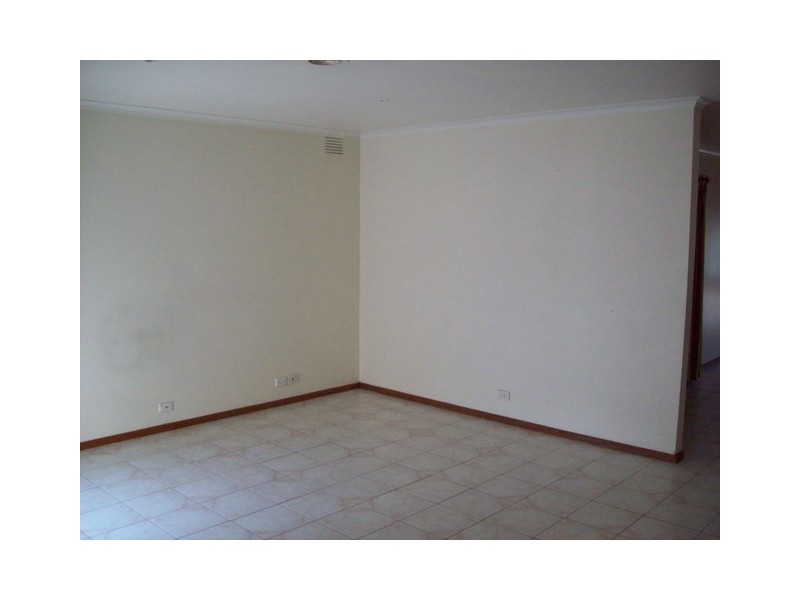 14 Carbine Ave, Clayton South VIC 3169