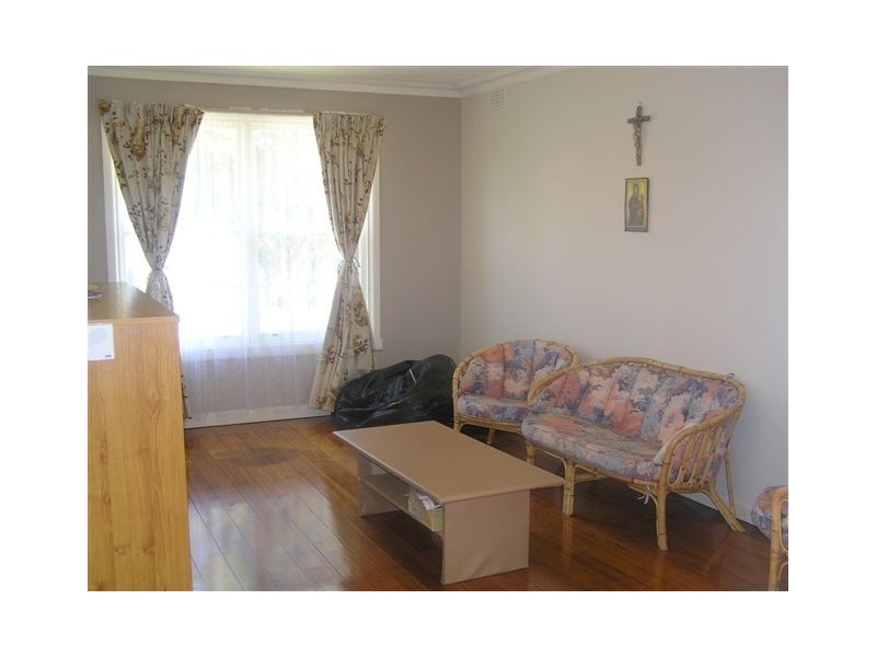 41A Oakwood Ave, Dandenong North VIC 3175